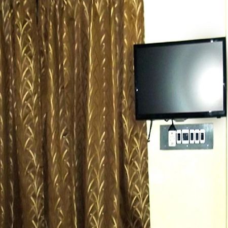 Bssk Comforts Inn Tiruchirappalli Екстер'єр фото